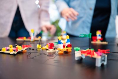 LEGO® SERIOUS PLAY®: Komplexe Herausforderungen gemeinsam meistern